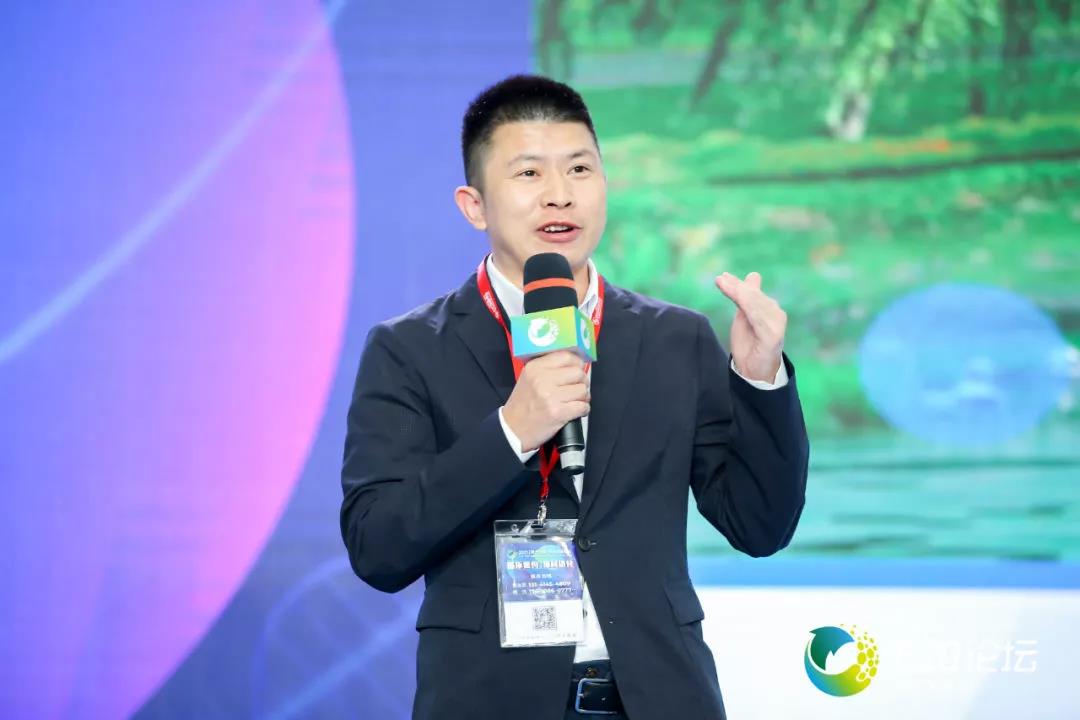 鵬凱環(huán)境董事長(zhǎng)王國(guó)彬作主題演講