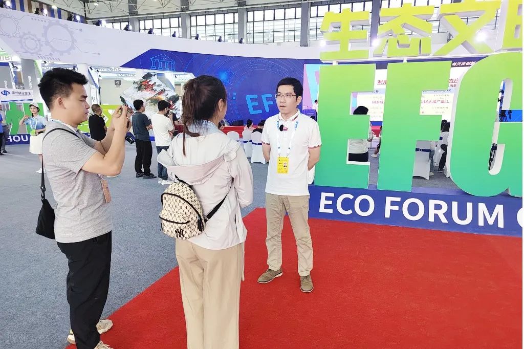 鵬凱環境營銷中心副總工程師錢湛祖接受“貴州日報”專訪